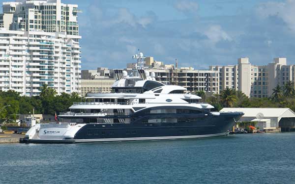 Fuel bunkering for yachts in Puerto Rico